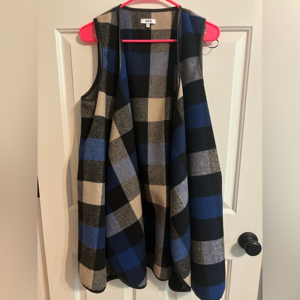 Axis women’s blue and black plaid waterfall vest-size small-worn once